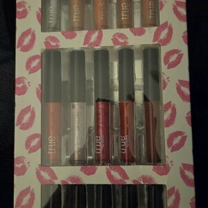 🆕️●LIMITED TIME OFFER●Rue21 Lip Balm Gloss Pink & Red Collection🎅